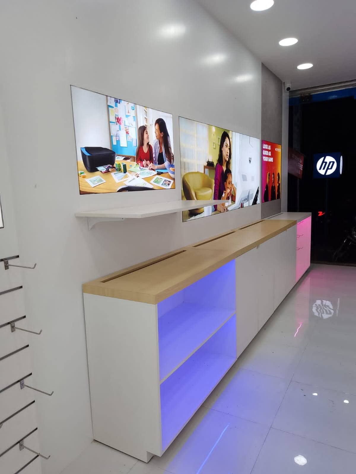 HP Store Interior Design & Retail Fixtures gallery image — Retail Fixture & Fit-out